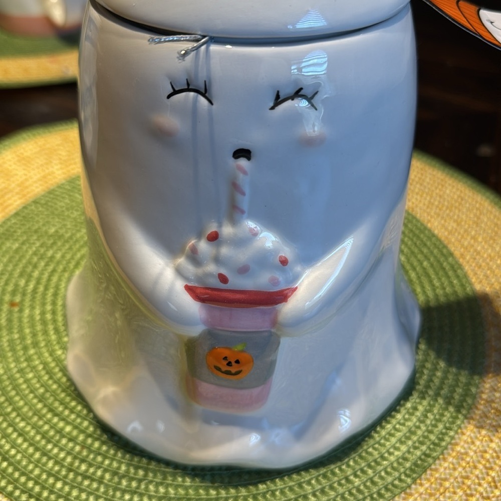 White cute Halloween Ghost Ceramic cookie Jar with Straw Design - Picture 6 of 6